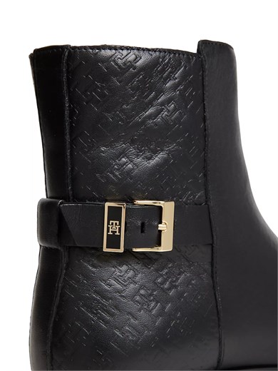 Tommy Hilfiger Kadın Logo Kabartmalı Deri Arka Yüzey Tokalı Bilek Kayışı Siyah Bot & Bootie FW0FW09672-BDS