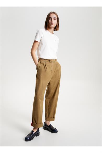 Tommy Hilfiger Kadın Pamuklu Yuvarlak Yaka Marka Logolu Beyaz T-Shirt WW0WW37877-YBL