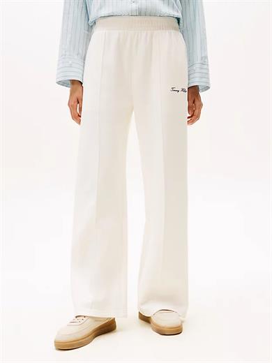 Tommy Hilfiger Kadın Pileli Straight Fit Geniş Paça İşleme Desenli Pamuklu Beyaz Eşofman Altı WW0WW45744-YA8