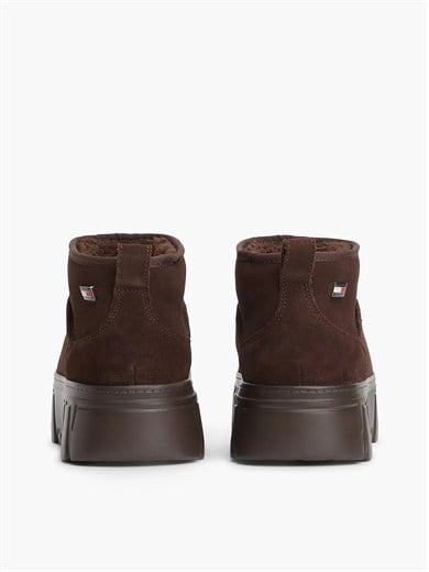 Tommy Hilfiger Kadın Süet Yüzey İçi Sıcak Astarlı Platform Tabanlı Logo Plakalı Kahverengi Bot & Bootie EN0EN03158-GT3
