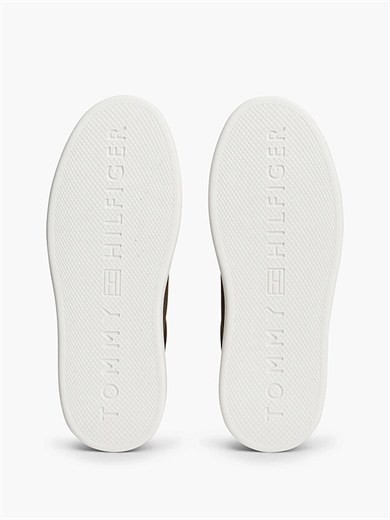 Tommy Hilfiger Kadın Süet Yüzey Hafif Tabanlı Logolu Kahverengi Sneaker FW0FW09593-0HJ