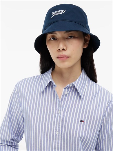 Tommy Hilfiger Kadın Tommy Jeans Markalı Pamuklu Kova Kesim Lacivert Şapka AW0AW18870-C1G