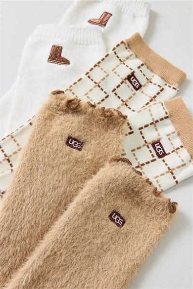 UGG Kadın Birbirinden Farklı Desenli Üçlü Paket Bej Çorap 1181414-CCBT