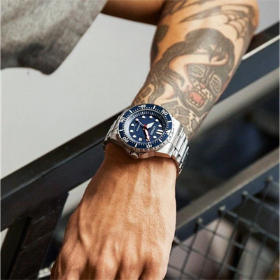 Citizen NJ0121-89L Erkek Kol Saati