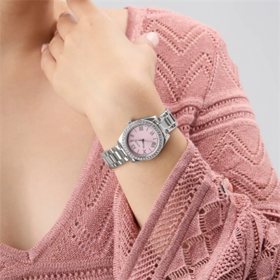 Guess GUGW0841L4 Kadın Kol Saati