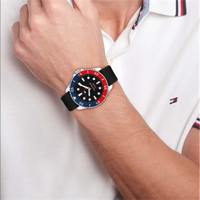Tommy Hilfiger TH1792201 Erkek Kol Saati