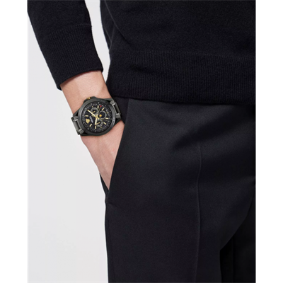 Versace VRSCVE0K00525 Erkek Kol Saati