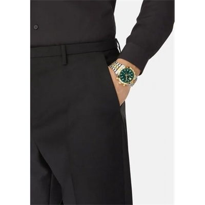 Versace VRSCVE2U00522 Erkek Kol Saati VE2U00522