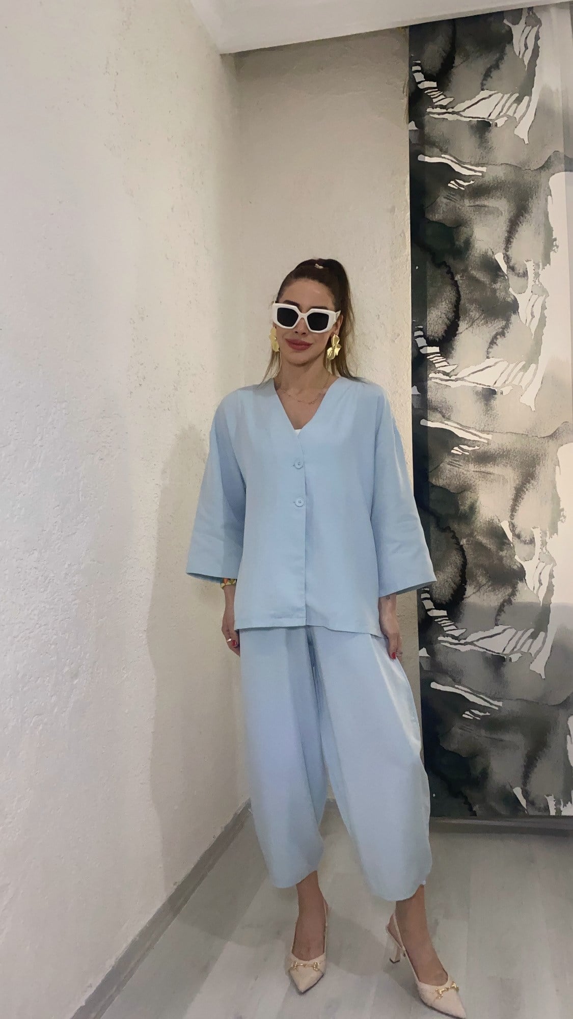 YENİ SEZONMavi Tensel Düğmeli Bluz Pantolon Takım