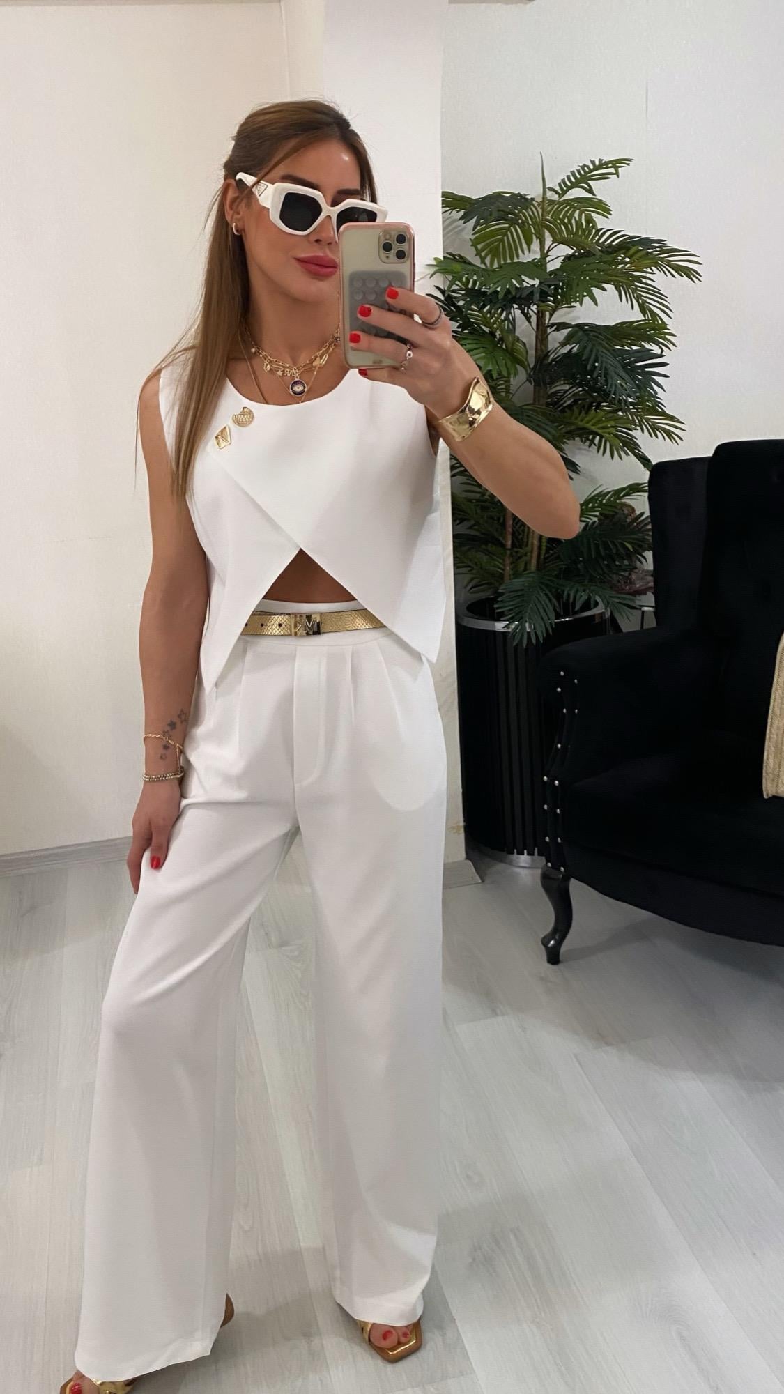 YENİ SEZONBisiklet Yaka Gold Düğme Detaylı Bluz Pantolon Takım