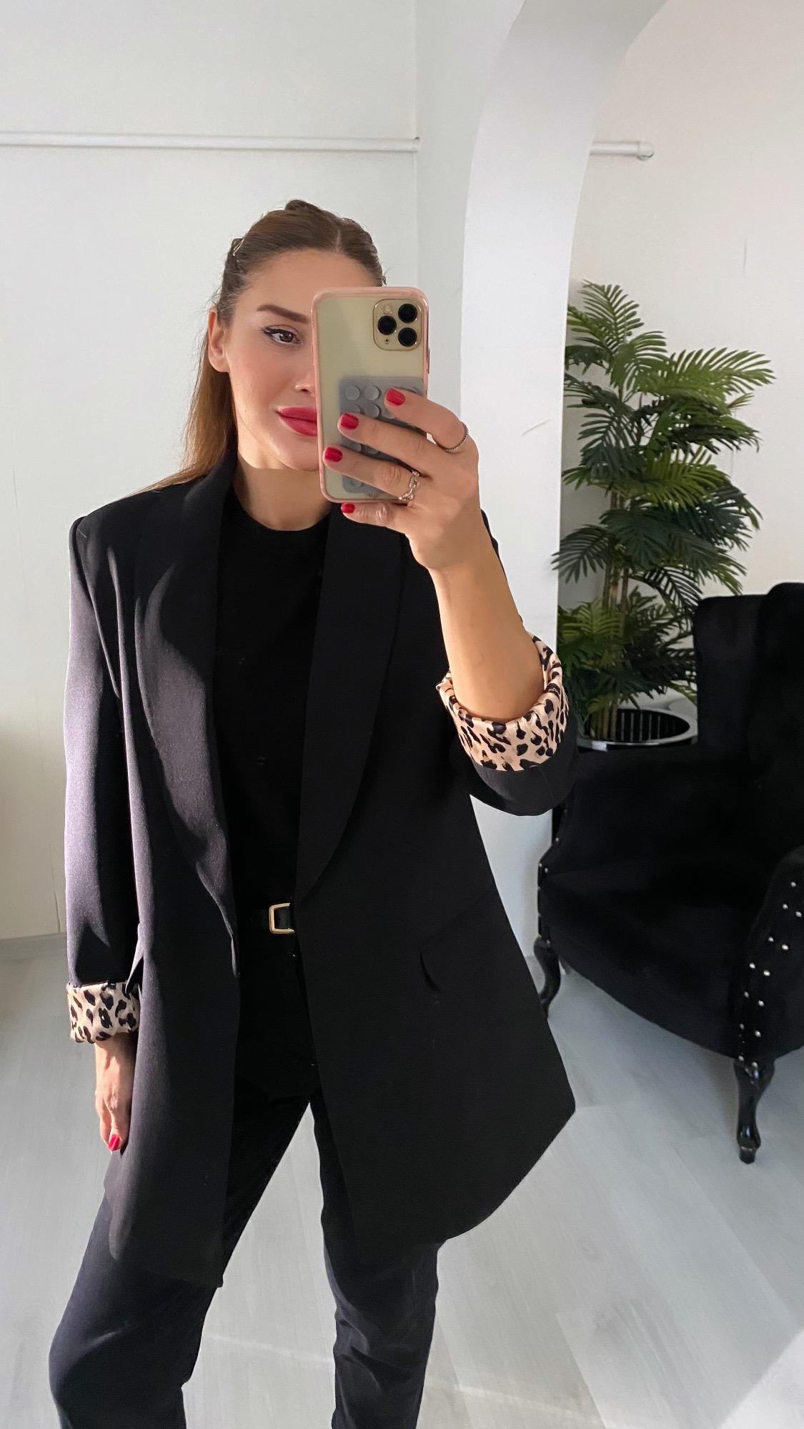 YENİ SEZONPremium Kalite Leopar Astarlı Double Kumaş  Siyah Ceket