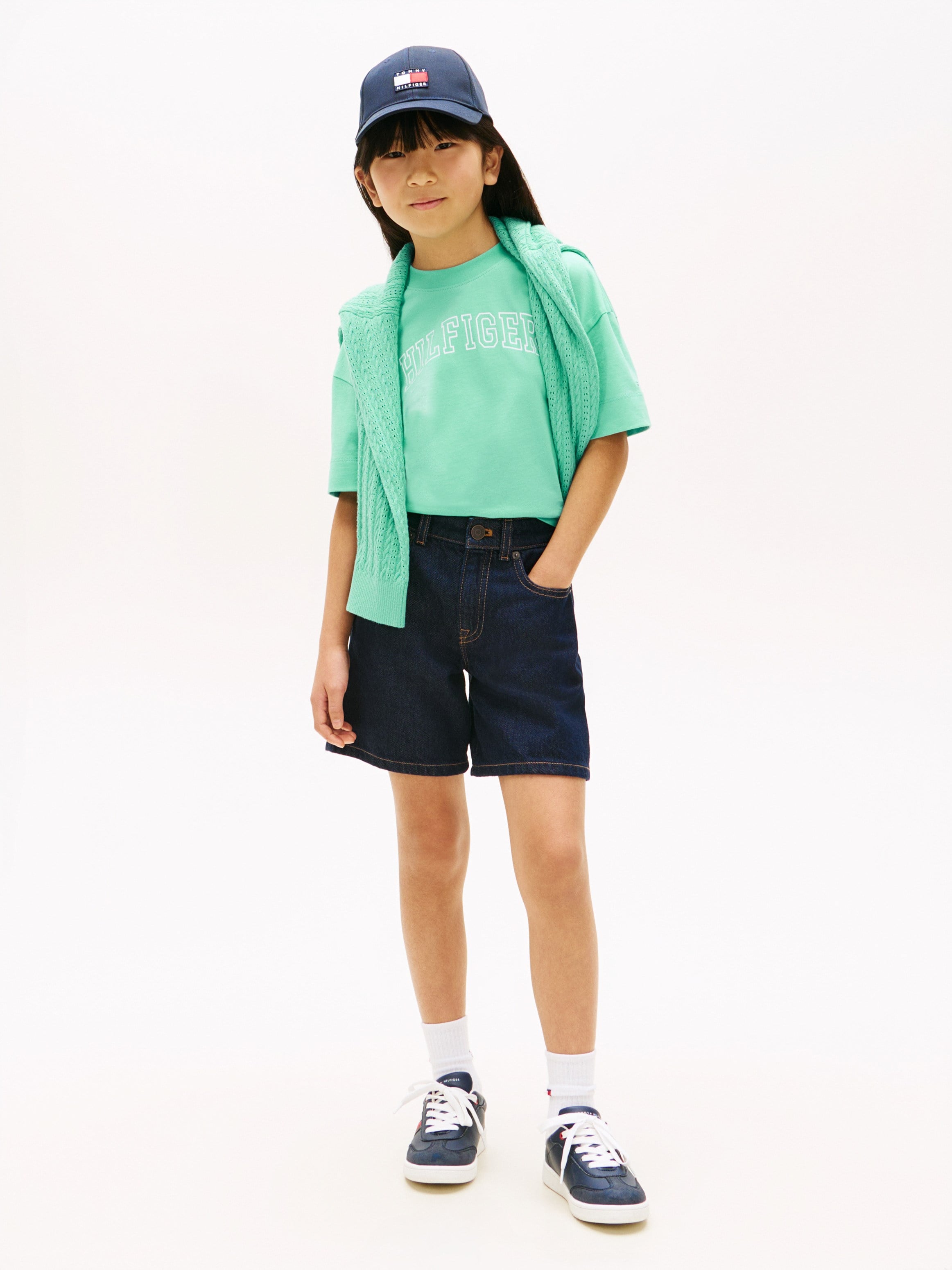 Tommy Hilfiger Kız Çocuk Varsity Logo Baskılı Kısa Kollu Tişört 4-16 Yaş YEŞİL