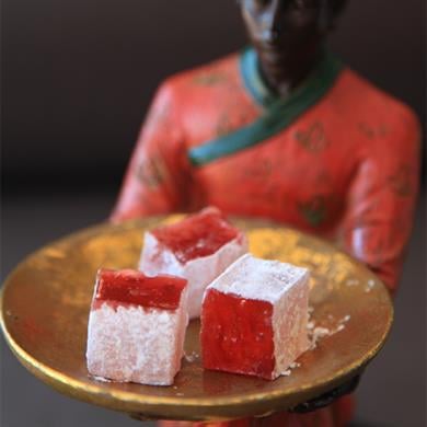 راحة الحلقوم التركية  بنكهة الفراولة