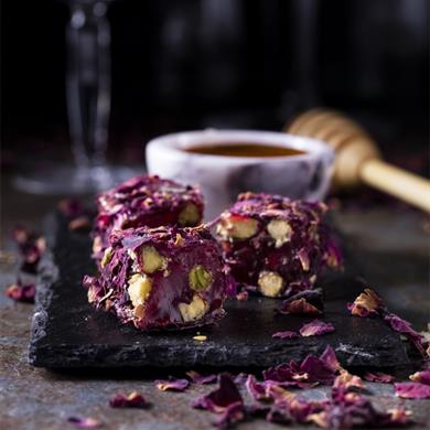 ورق الورد مغطى بالرمان بنكهة الفستق الفتيل البهجة التركية