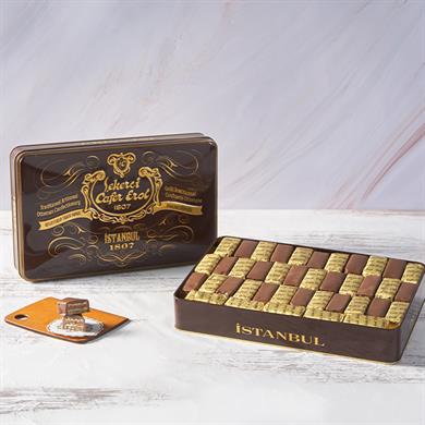 Şekerci Cafer ErolSütlü Çikolatalı Nostaljik Gofret Büyük Boy Retro Teneke 1570 gr (Ücretsiz Kargo)