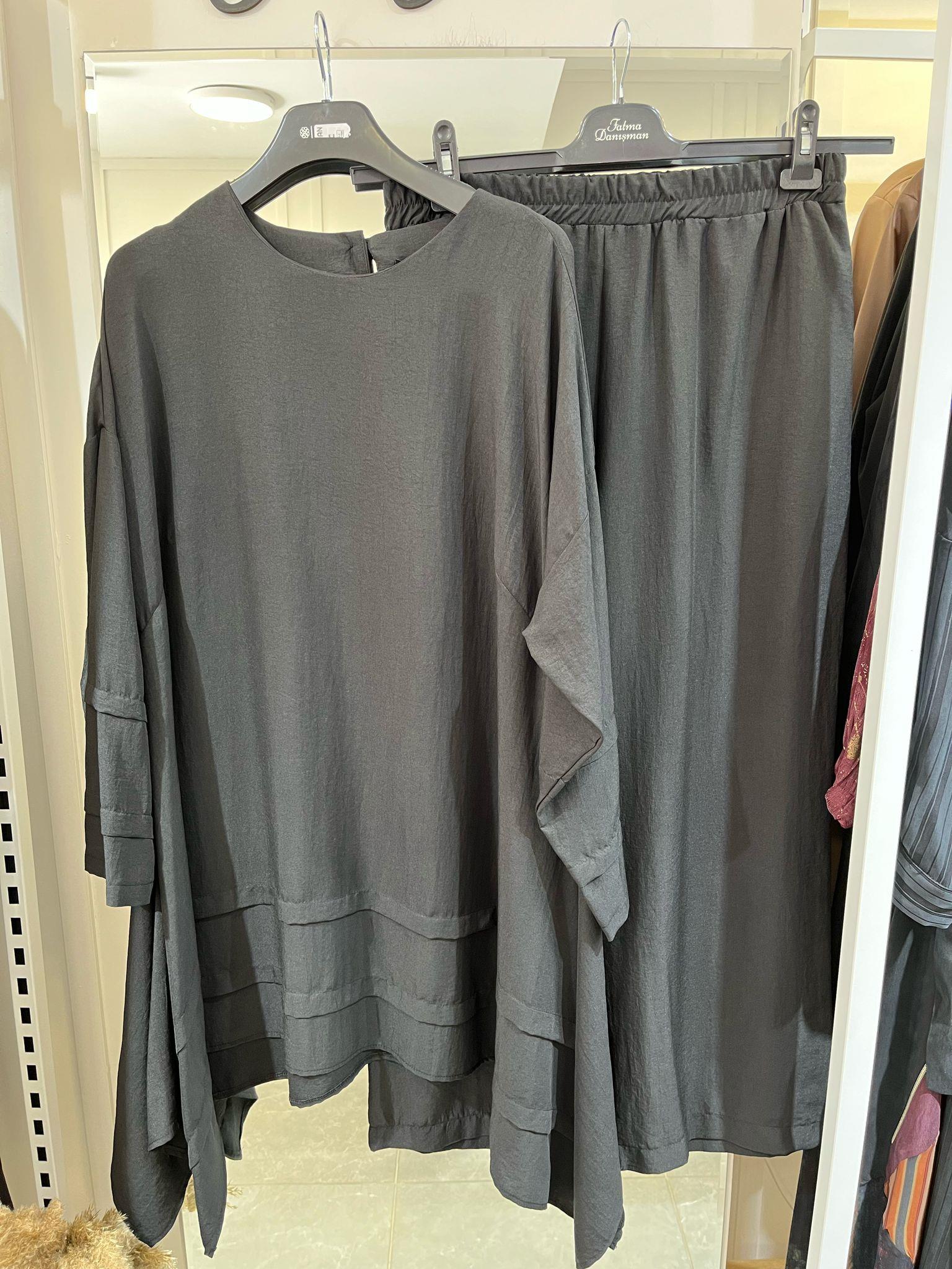 Fatma Danışman Nevürlü Pantolonlu Takım Siyah 5174