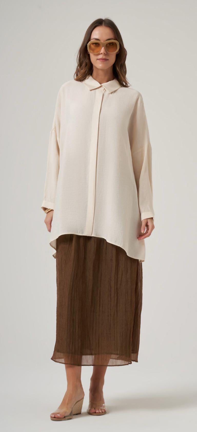 Nuss 3001 Oversize Düğmeli Gömlek KremGömlekNuss3859NussNuss 3001 Oversize Düğmeli Gömlek Krem