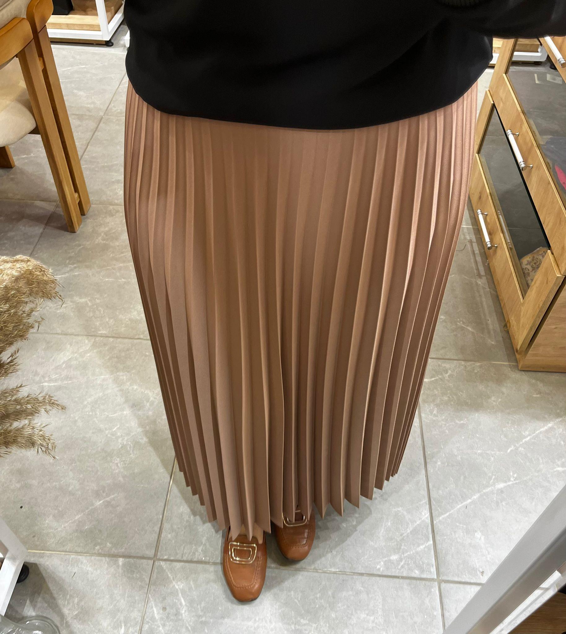 Famelin Piliseli Cappuccino Kadın Etek