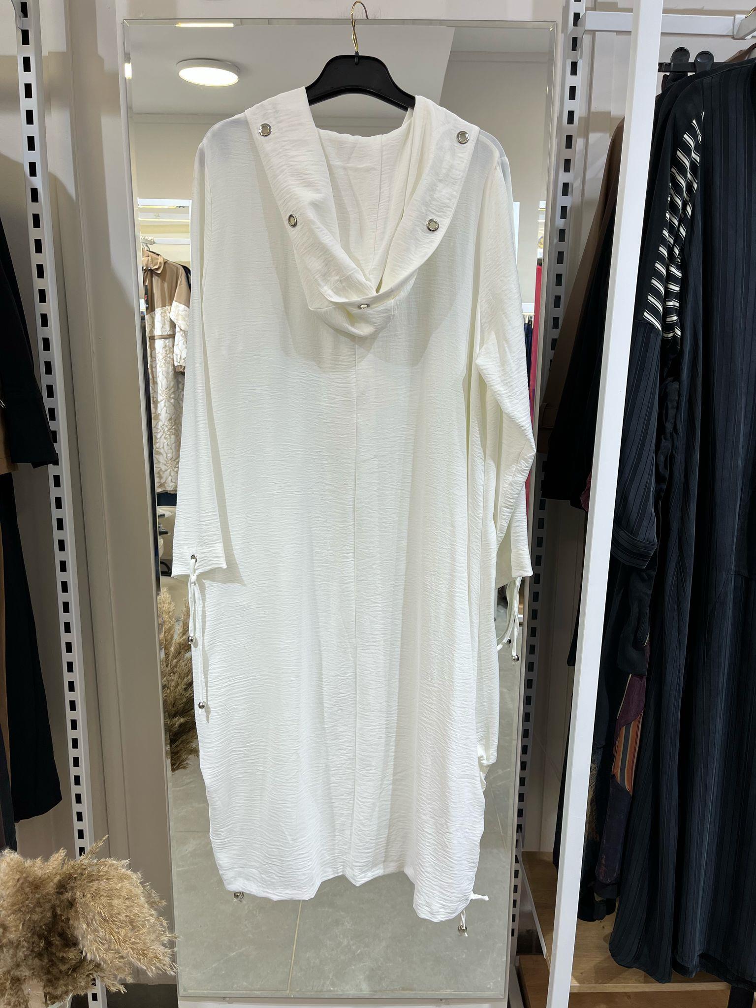 Fatma Danışman Kapşonlu Kap Beyaz 2046