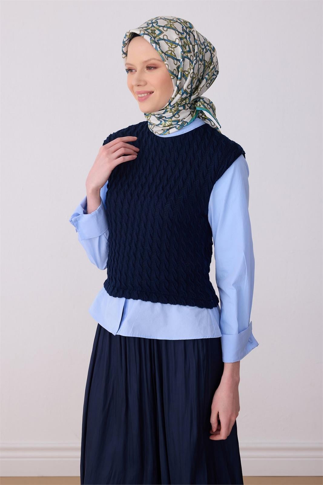 Belli Petrol Mavisi Ekru Klasik Desen %100 Twill İpek Eşarp 4328-82