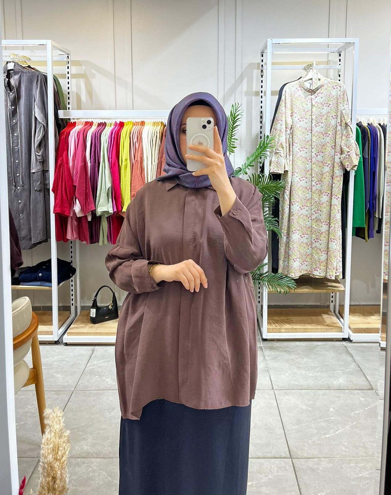 Nuss 3001 Oversize Düğmeli Gömlek KahveGömlekNuss3858NussNuss 3001 Oversize Düğmeli Gömlek Kahve