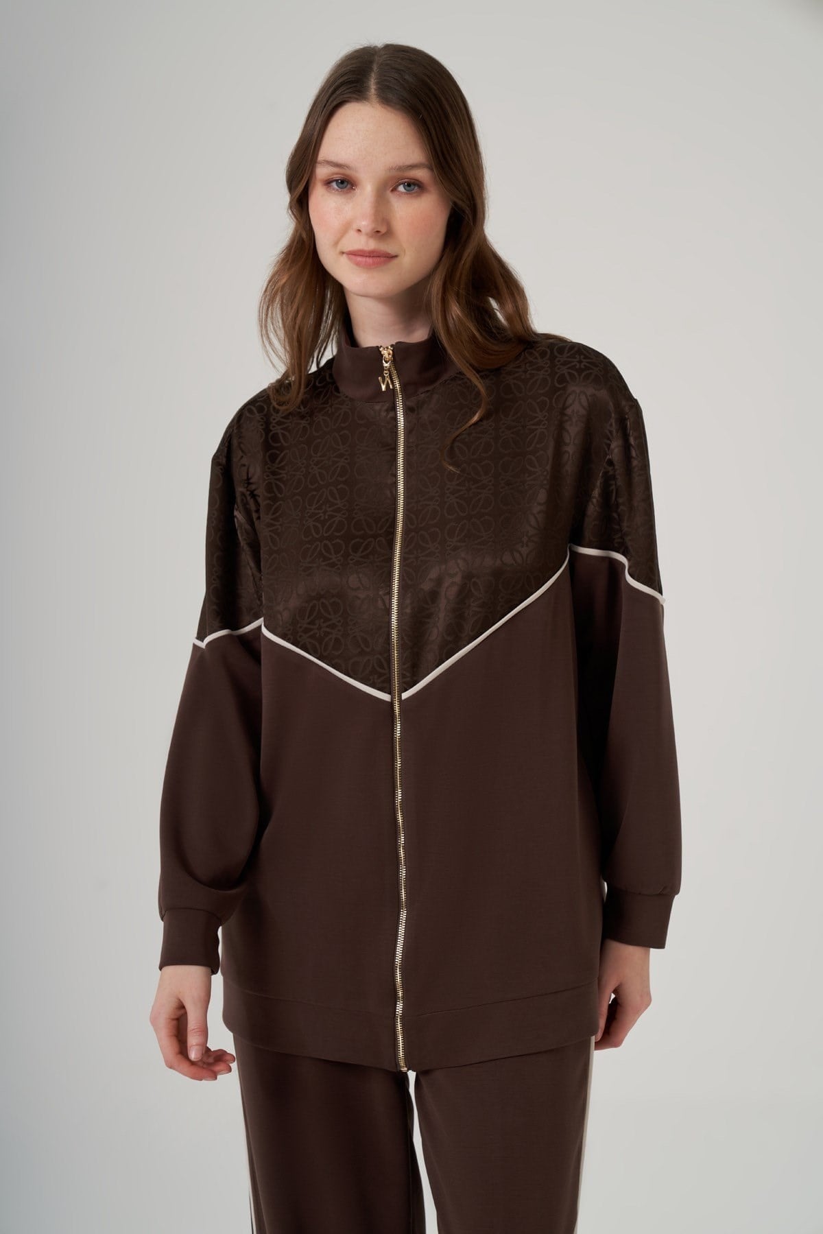 Nuss 1095 Saten Baskı Detaylı Pantolonlu Takım Kahve