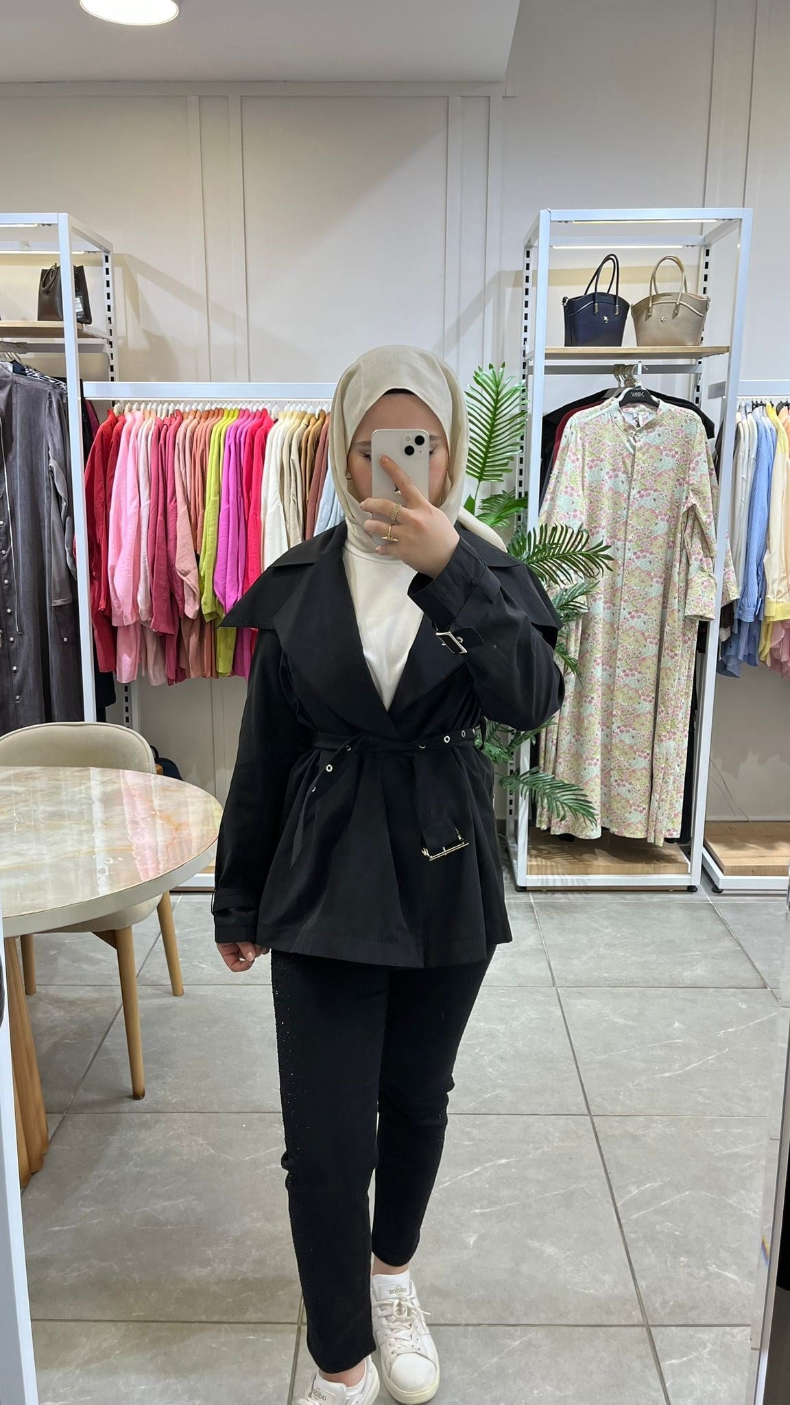 La Carte Yandan Damla Taş İşlemeli Mom Jeans Pantolon YT Siyah 0291