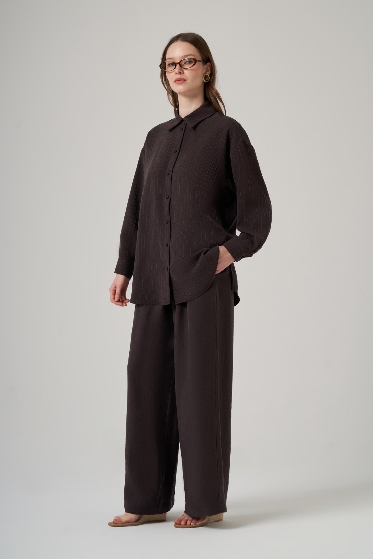 Nuss 1081 Kendinden Çİzgili Pantolonlu Takım Bitter