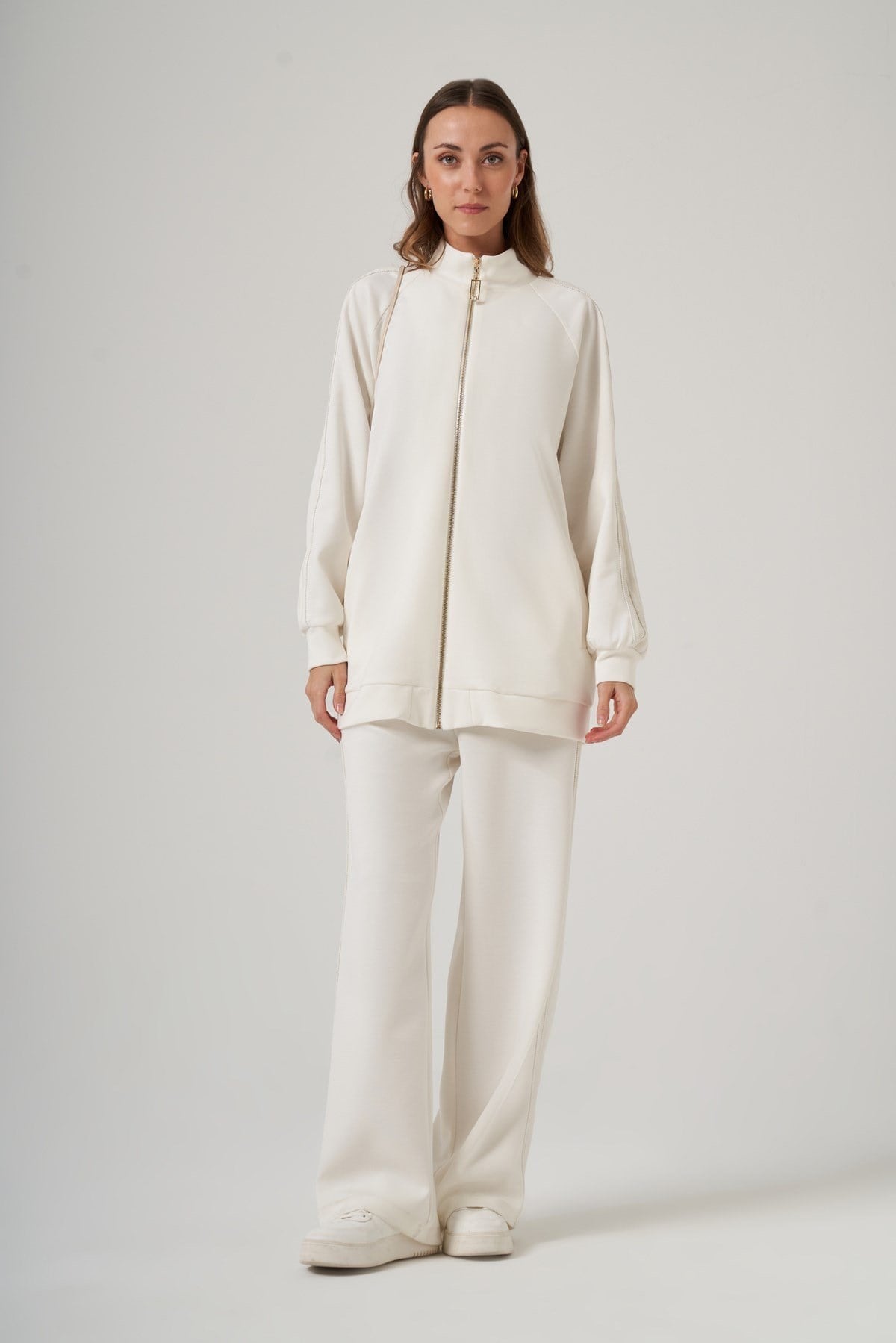 Nuss 1092 Şerit Detaylı Önden Full Fermuarlı Pantolonlu Takım Ekru