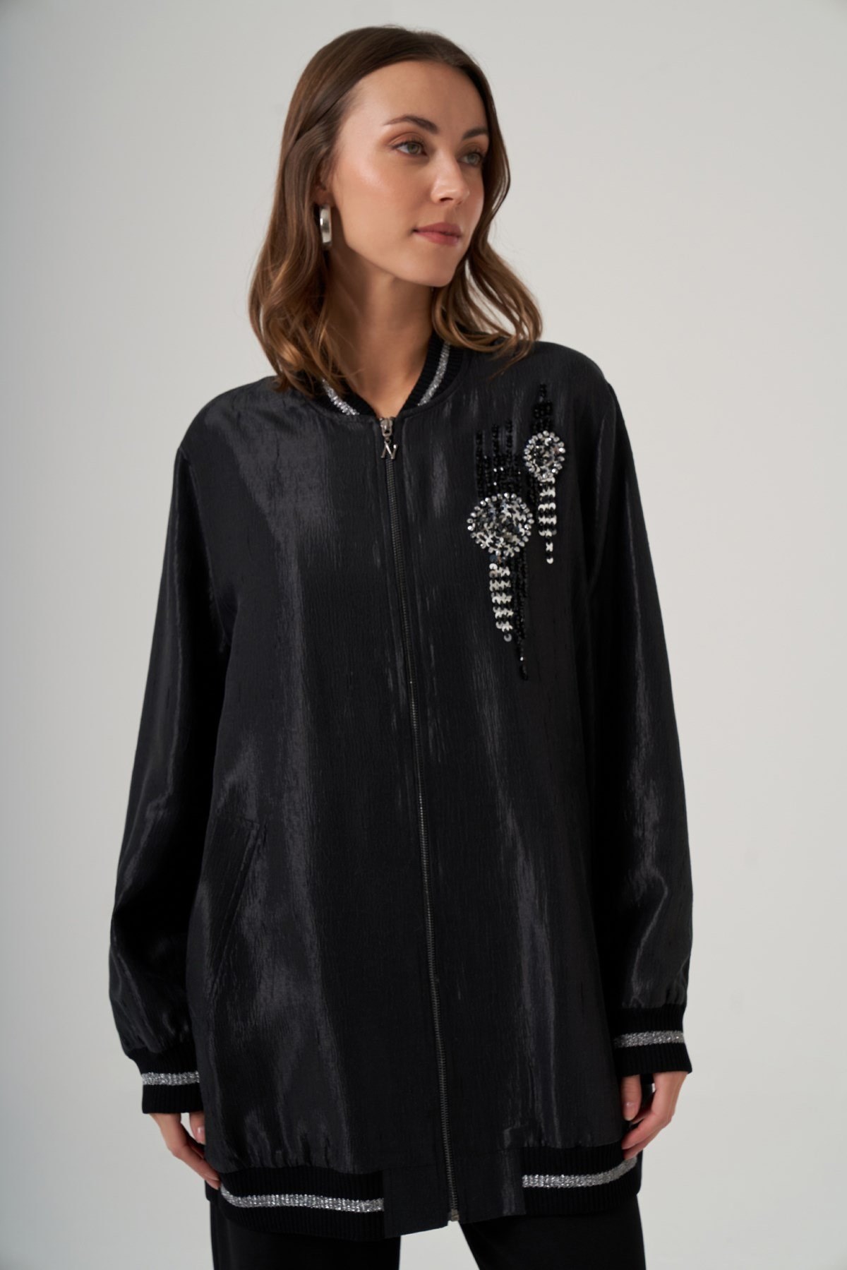 Nuss 6038 Taş İşlemeli Jakar Bamber Kap Siyah