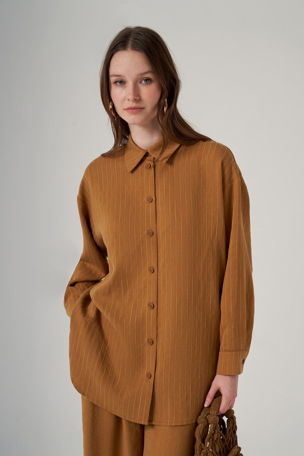 Nuss 1081 Kendinden Çİzgili Pantolonlu Takım Kehribar