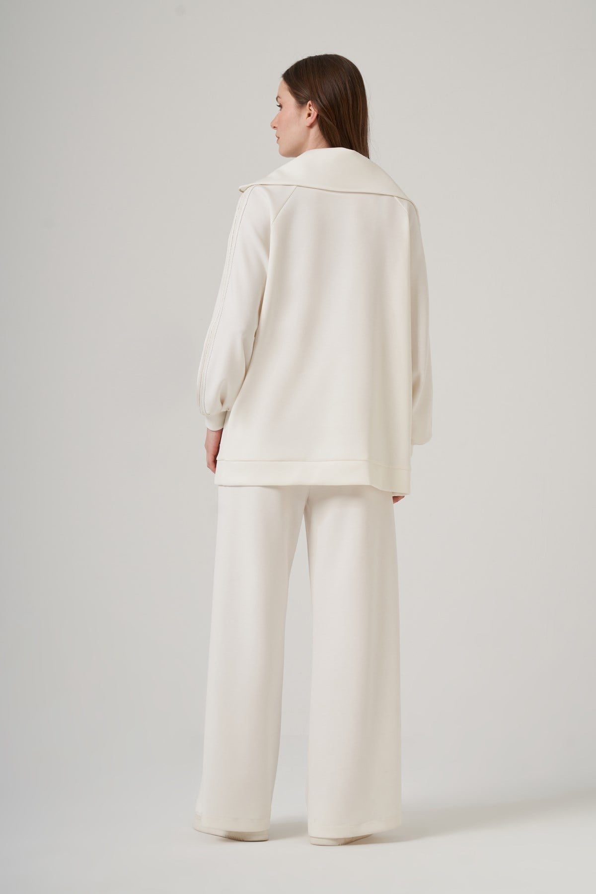 Nuss 1093 Gemici Yaka Şerit Detay Pantolonlu Takım Ekru