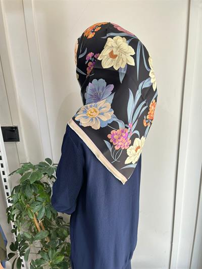 Belli Saf İpek Eşarp 4219D (T)-33 SİYAH