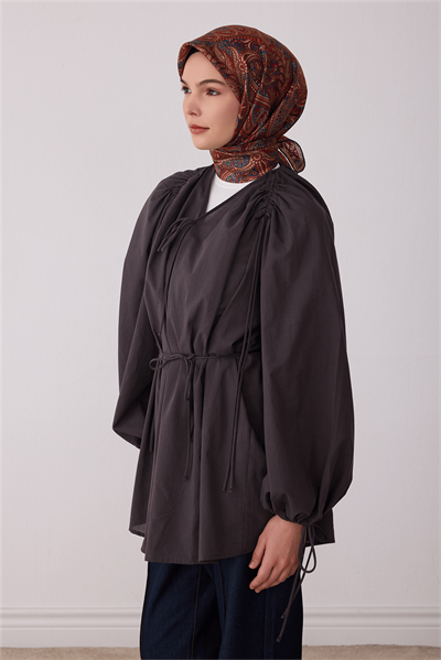Belli Kırmızı Etnik Desen %100 Twill İpek Eşarp 4404-05