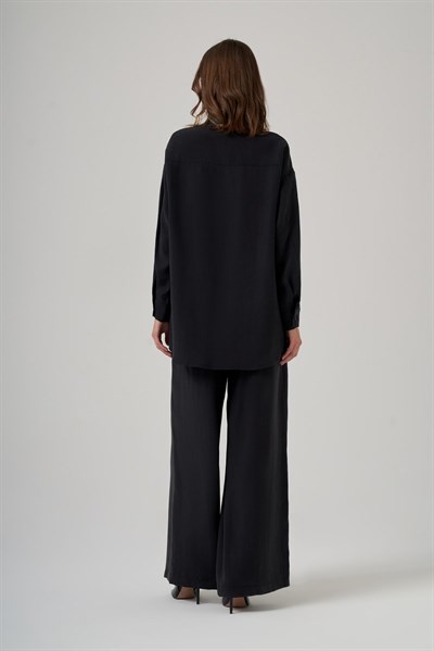 Nuss 1063 Tek Cep Kapak Detaylı Tencel Kumaş Gömlek Yaka Pantolonlu Takım Siyah