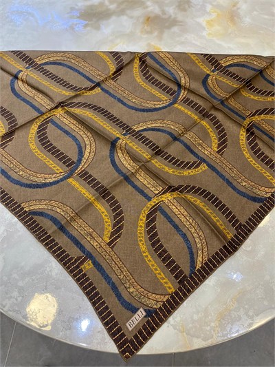 Belli Vizon Geometrik Desen %100 Twill İpek Eşarp 4424-05