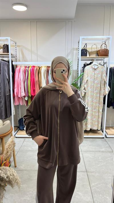 Nuss 1092 Şerit Detaylı Önden Full Fermuarlı Pantolonlu Takım Kahve