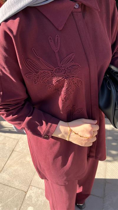 Nuss 1034 Çiçek Nakışlı Takım Mürdüm