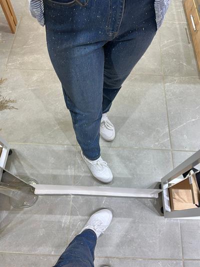 Mom Jeans Damla Taş İşlemeli Kot Pantolon Açık Mavi 0291