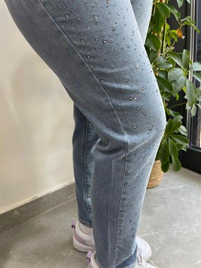 Mom Jeans Damla Taş İşlemeli Kot Pantolon Açık Mavi 0291