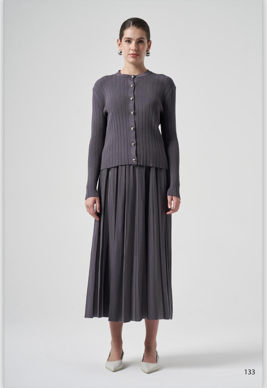 Nuss Hırkalı Etekli Triko Takım 1313 Füme