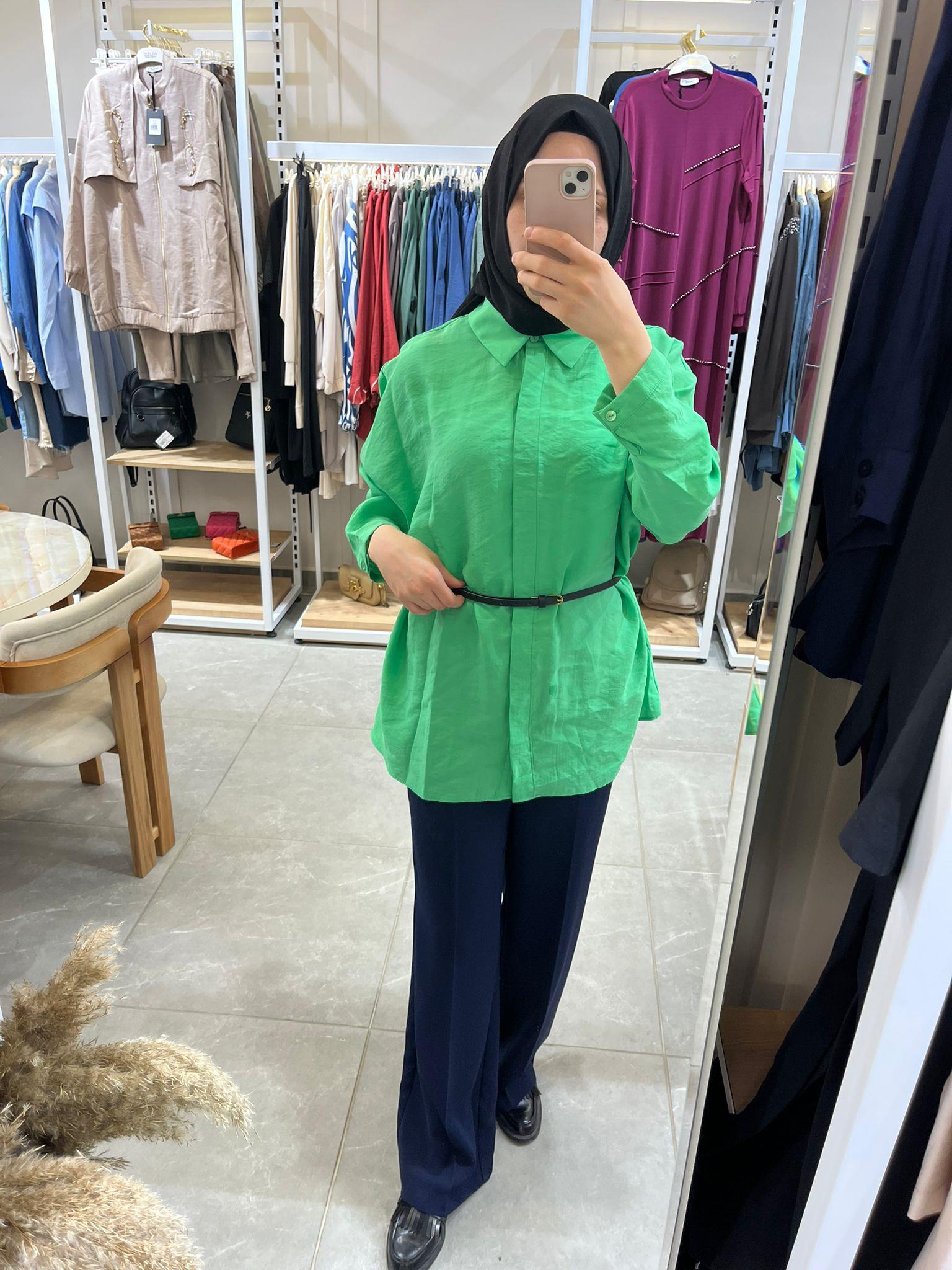 Yusuf Özdemir Pantolon Lacivert 1395PantolonYusuf ÖzdemirUYT0003654Yusuf ÖzdemirYusuf Özdemir Pantolon Lacivert 1395