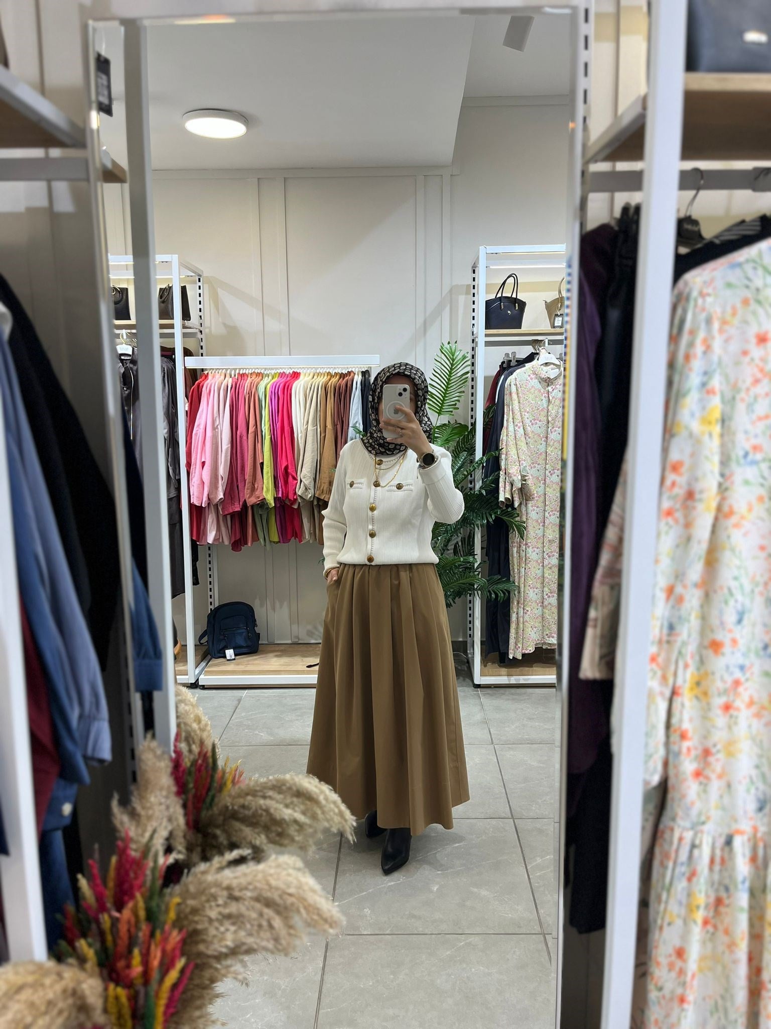 Yusuf Özdemir 1555 Cepli Kumaş Etek CamelEtekYusuf Özdemir3945Yusuf ÖzdemirYusuf Özdemir 1555 Cepli Kumaş Etek Camel