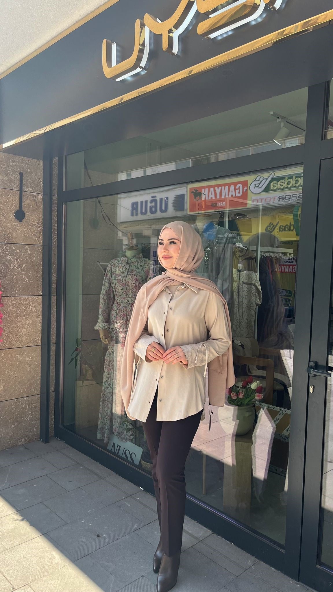 Yusuf Özdemir Beli Kemerli Kumaş Pantolon 1169 KahvePantolonYusuf Özdemir3977Yusuf ÖzdemirYusuf Özdemir Beli Kemerli Kumaş Pantolon 1169 Kahve