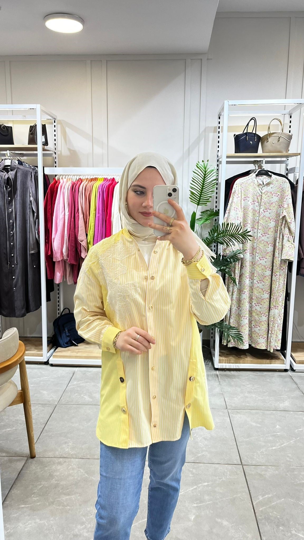 Qmash Nakış Detaylı Çizgili Gömlek Sarı 9189GömlekQmash3958QmashQmash Nakış Detaylı Çizgili Gömlek Sarı 9189