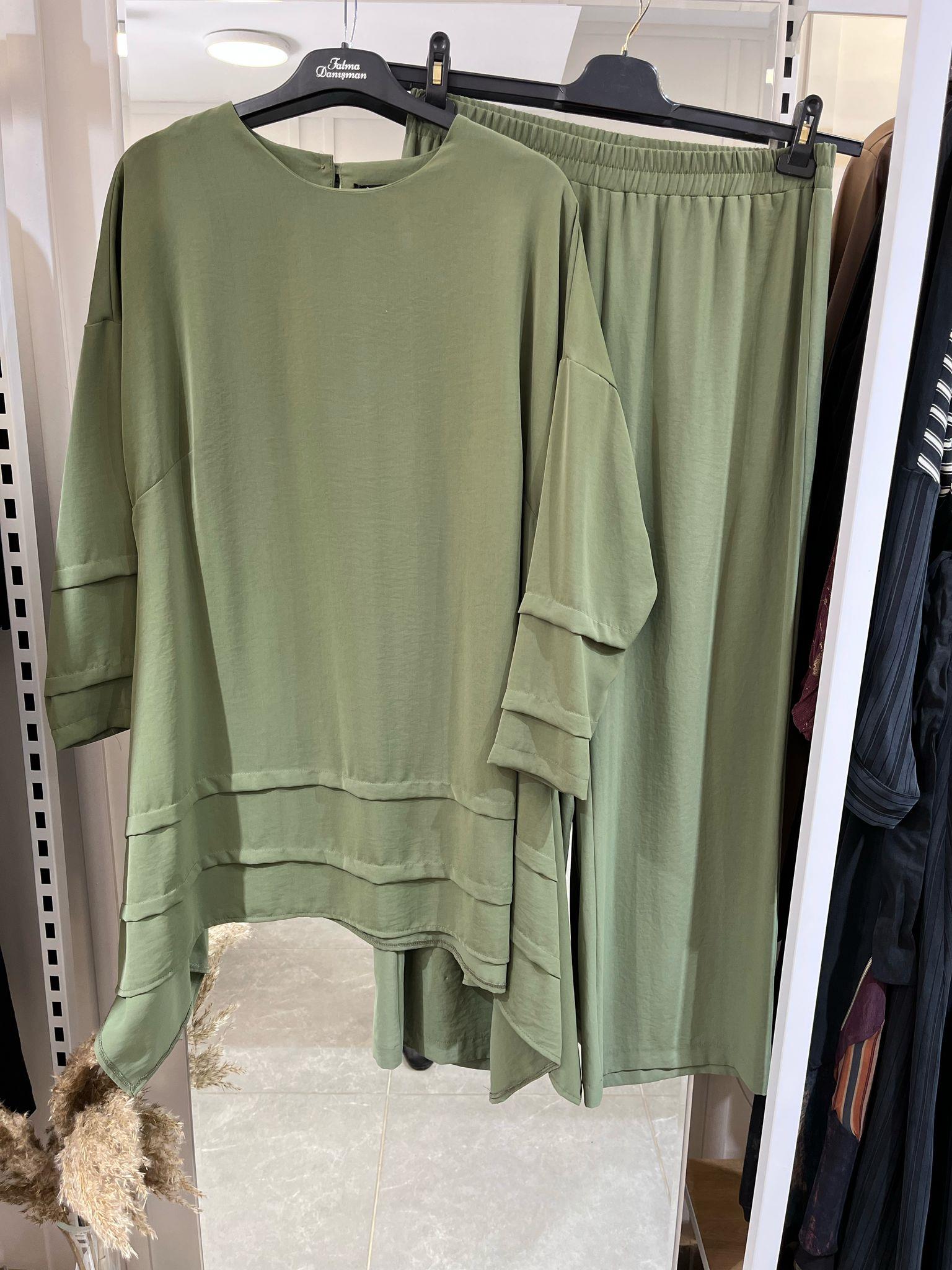 Fatma Danışman Nevürlü Pantolonlu Takım Yeşil 5174