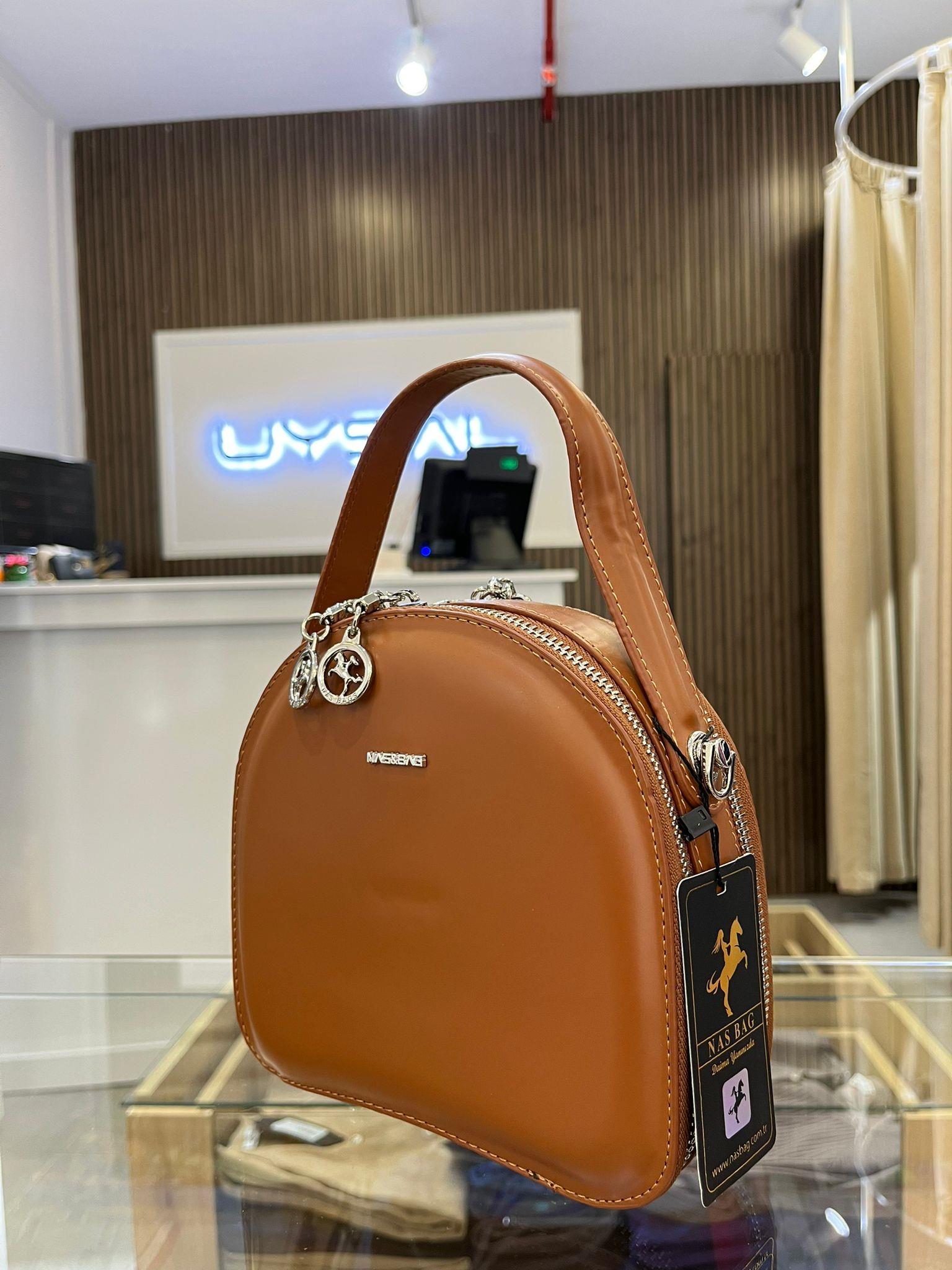 Nas Çanta 1379 Zra TabaOmuz ÇantasıNas ÇantaUYT0003700Nas ÇantaNas Çanta 1379 Zra Taba