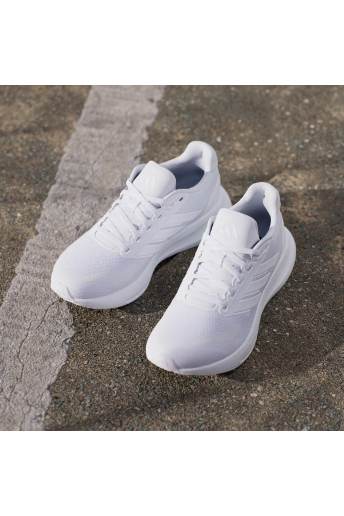 Adidas IH7760 RUNFALCON 5 W Kadın Yürüyüş Ayakkabı Beyaz