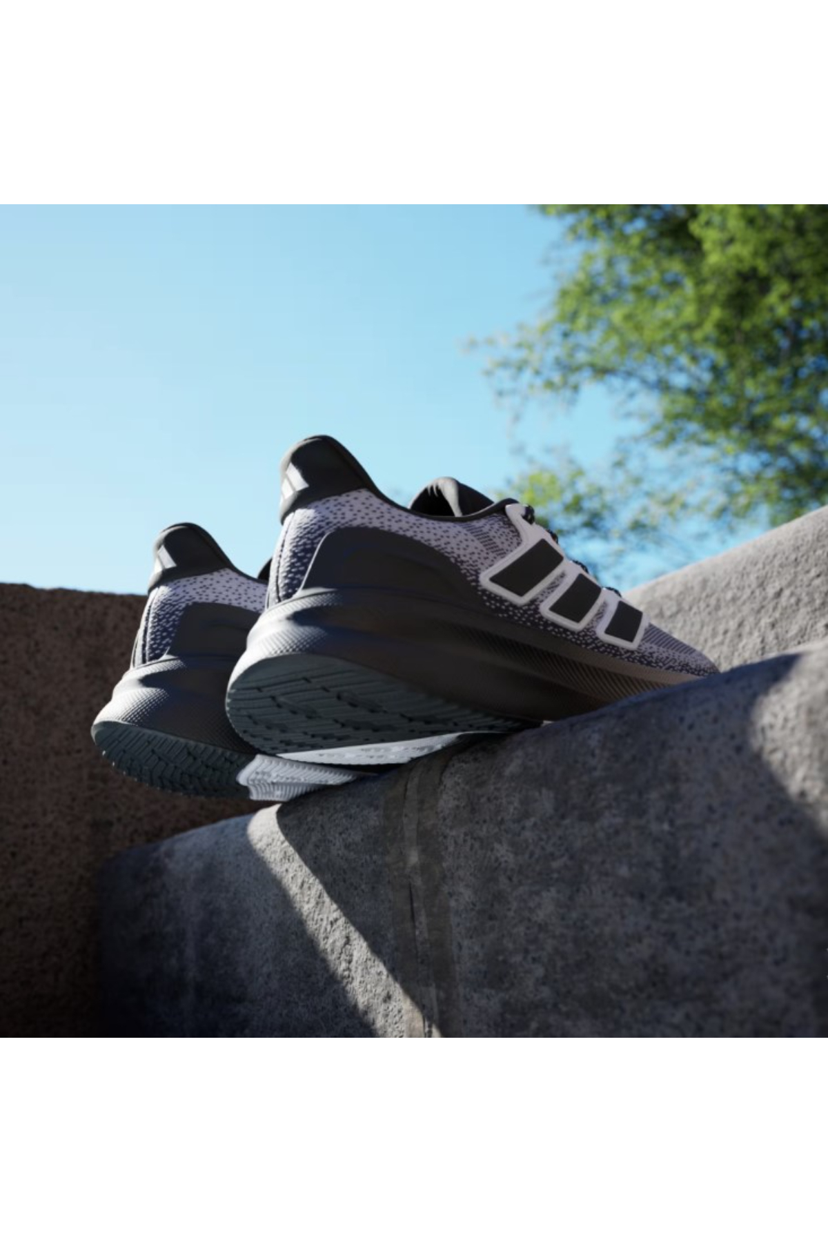 Adidas JS2836  ULTRARUN 5 Erkek Yürüyüş Ayakkabısı Siyah Beyaz