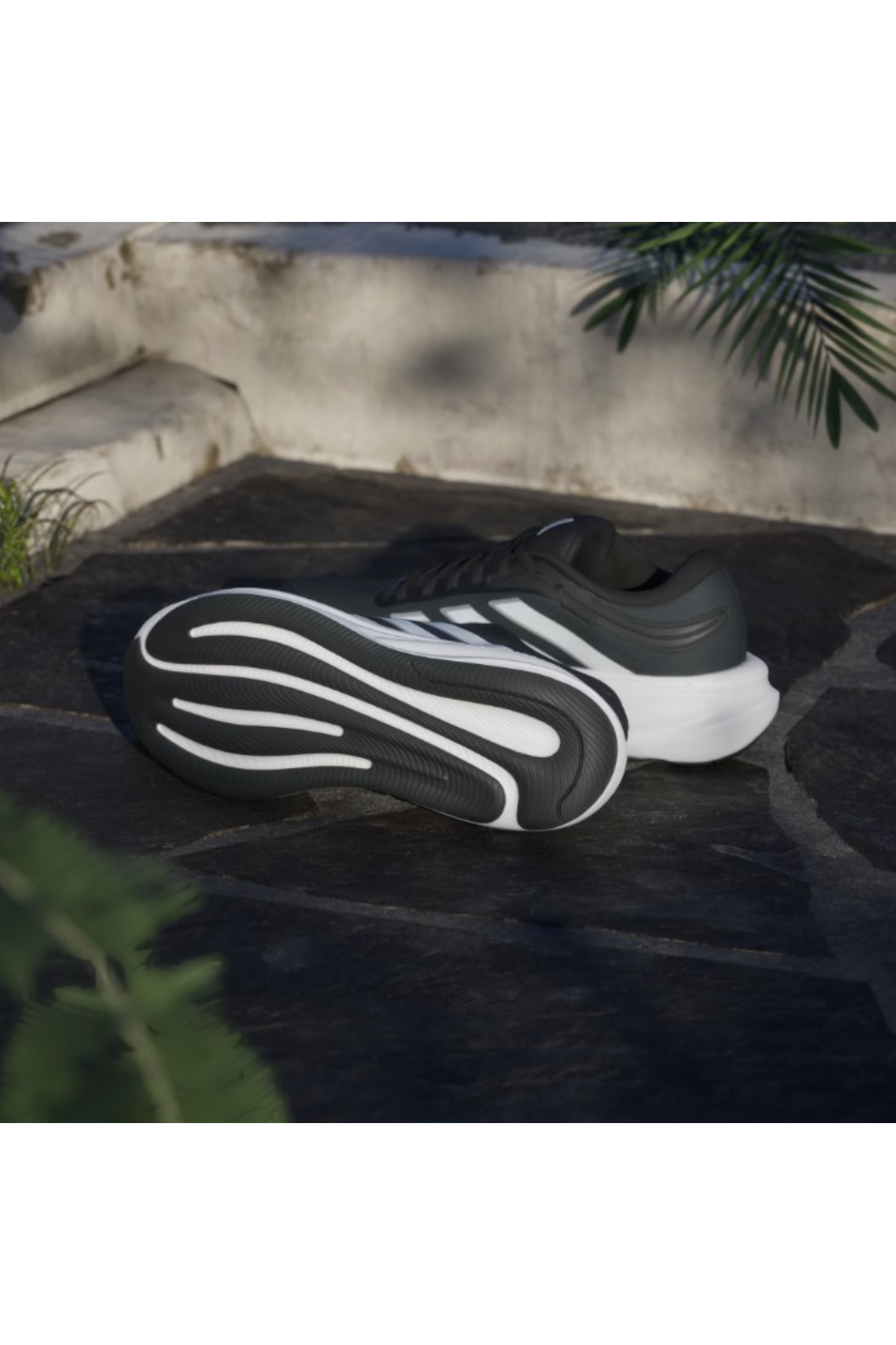 Adidas KJ1748 RESPONSE 2 M  Erkek Yürüyüş Ayakkabı Siyah Beyaz